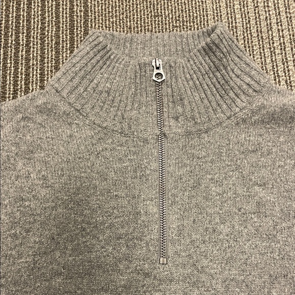 J. Crew Men's Light Gray Zip-Up Sweater - Picture 3 of 4